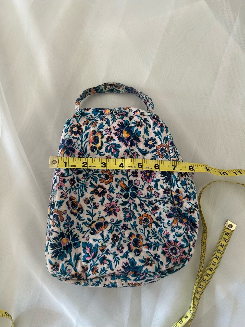 Vera Bradley Floral Quilted Lunch Bag - Picture 4 of 8